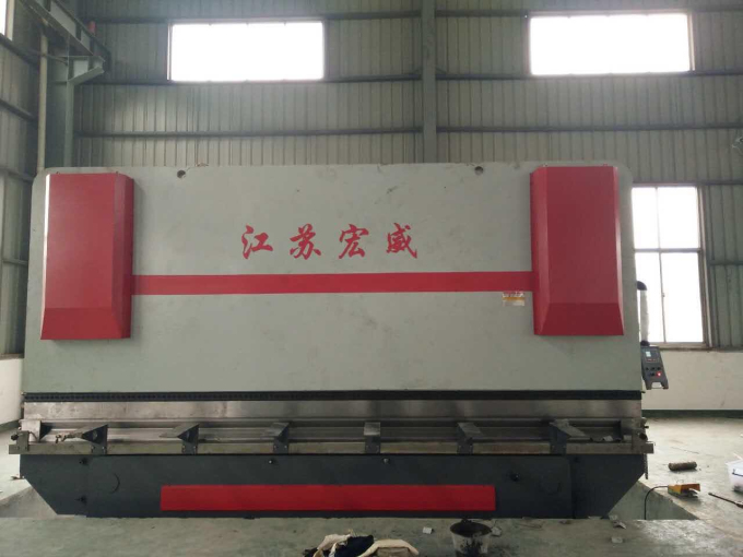 大型折彎?rùn)C(jī).jpg